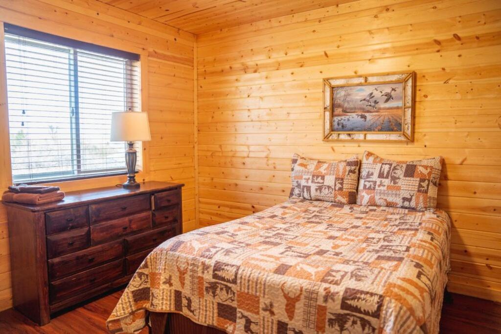 The Lodge At Van Hook New Town Bagian luar foto